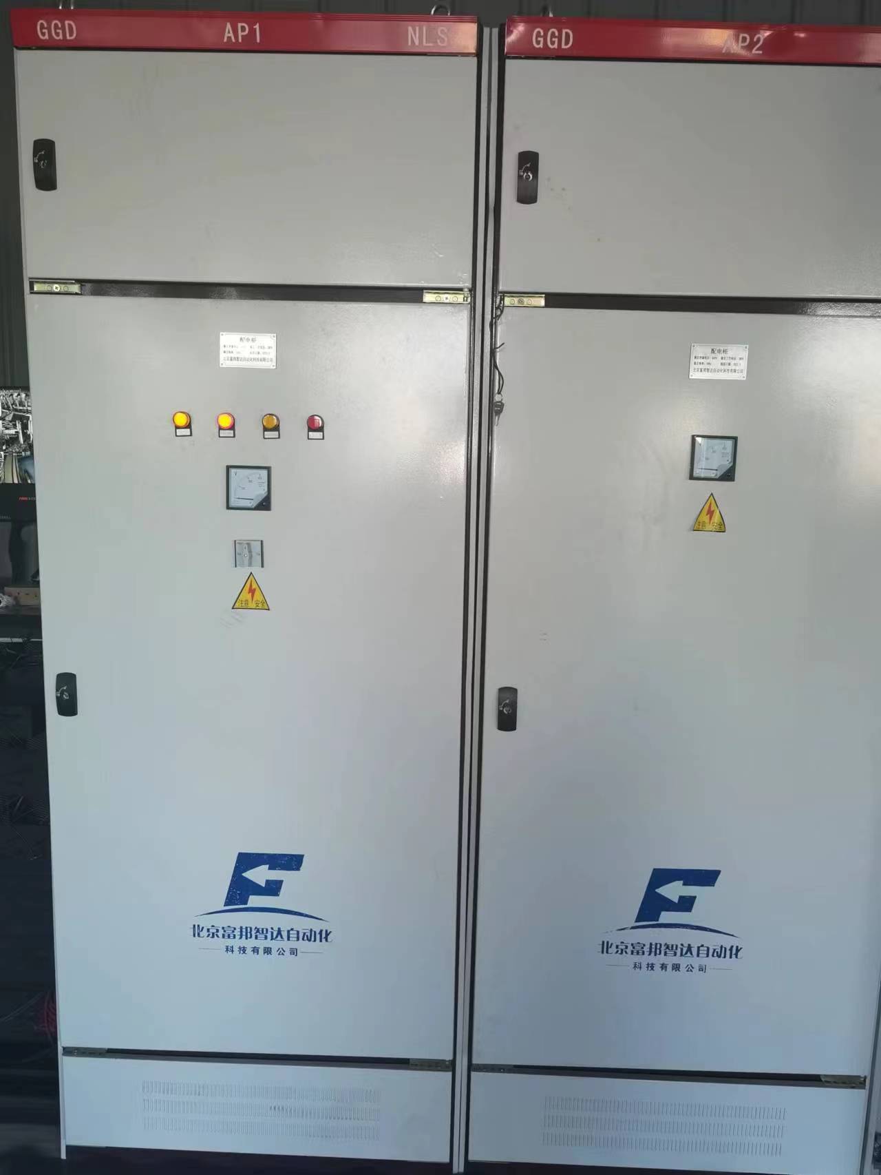 控制柜组装车间掠影