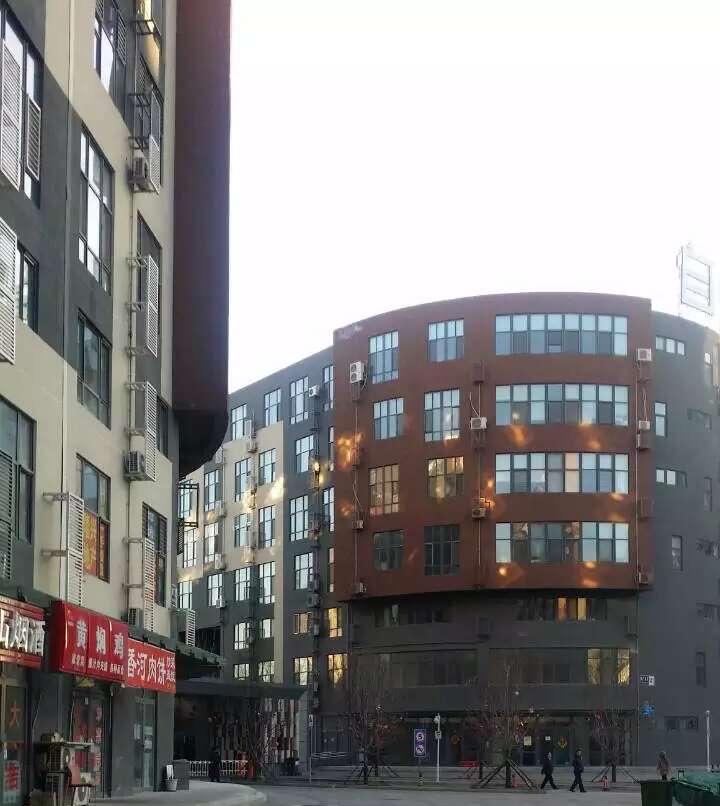 2014年 购买新的办公地，建立属于富邦的企业文化